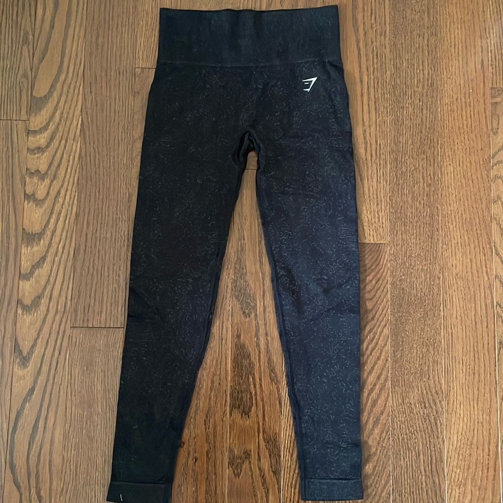 Black Gymshark leggings